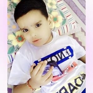 Meet your Posher, Karunaattri